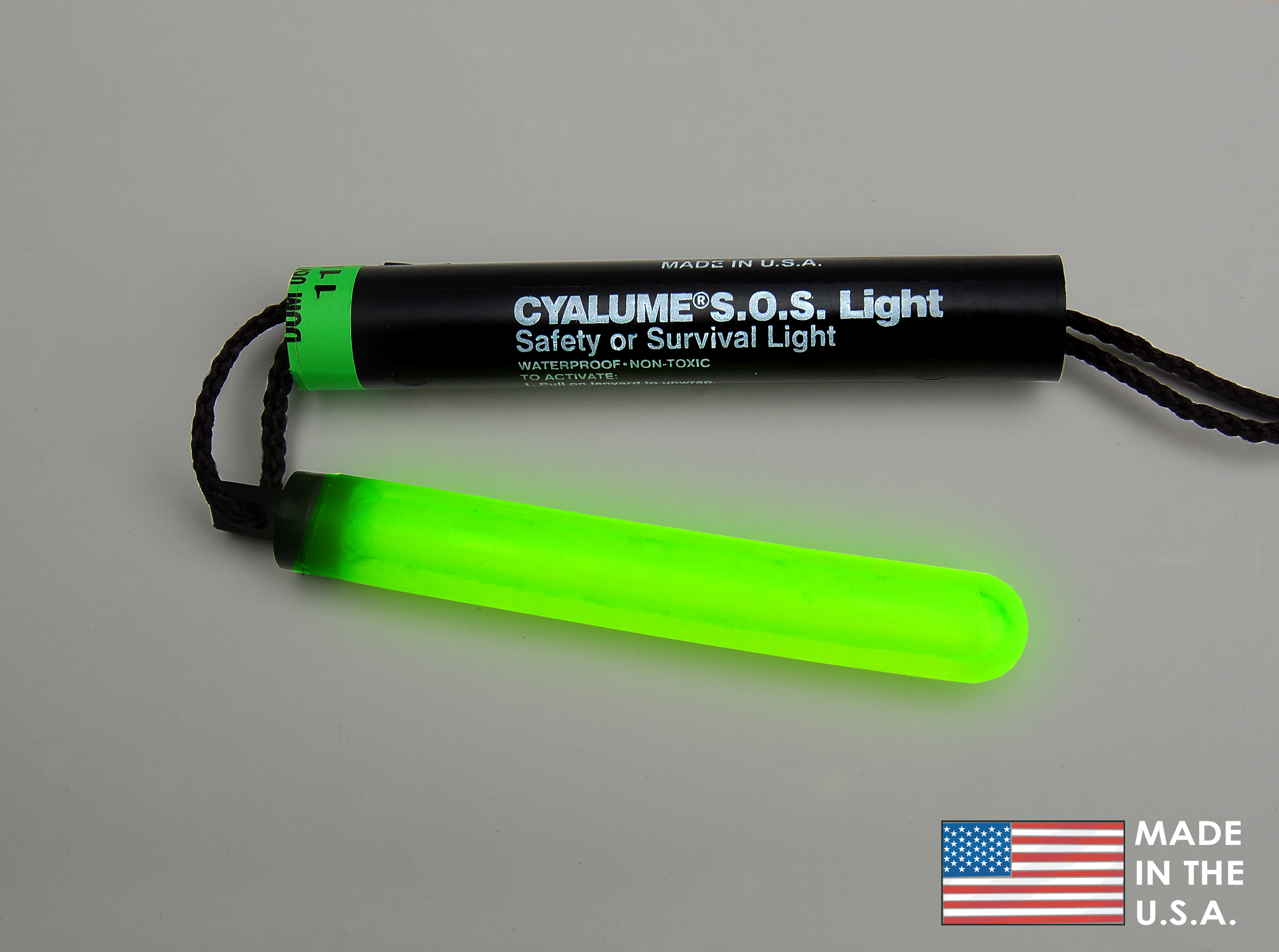 Cyalume SOS Survival Signal and Light