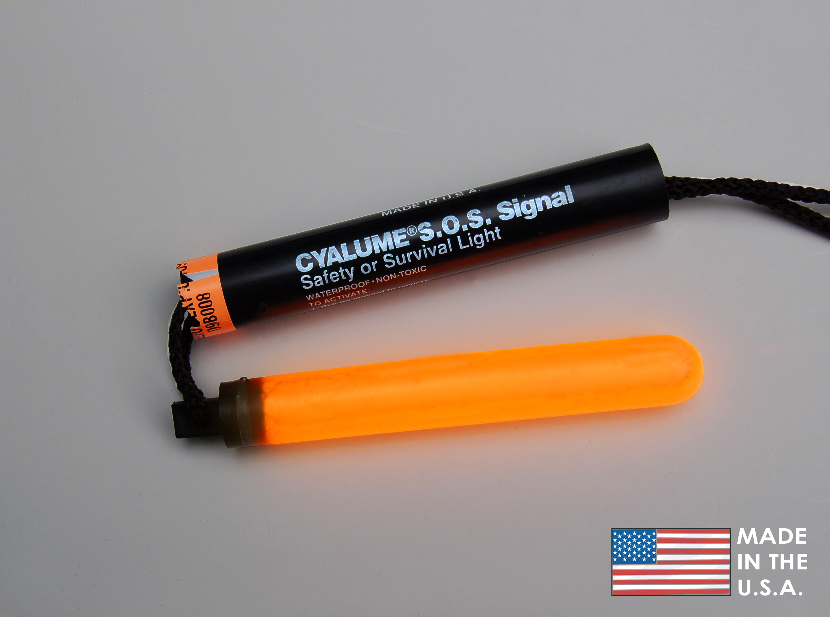 Cyalume SOS Survival Signal and Light